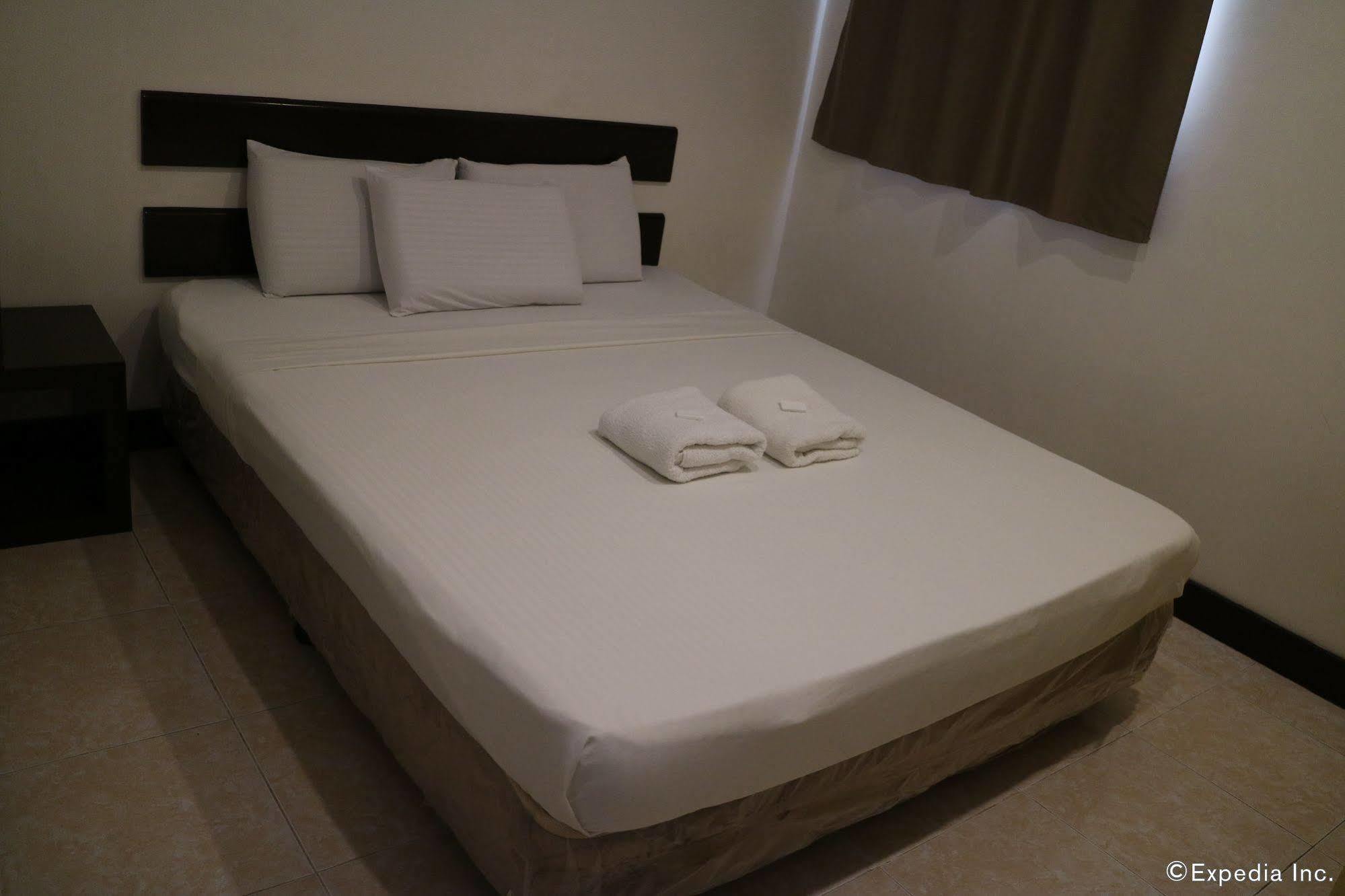 Ong Bun Pension House Iloilo City Bagian luar foto