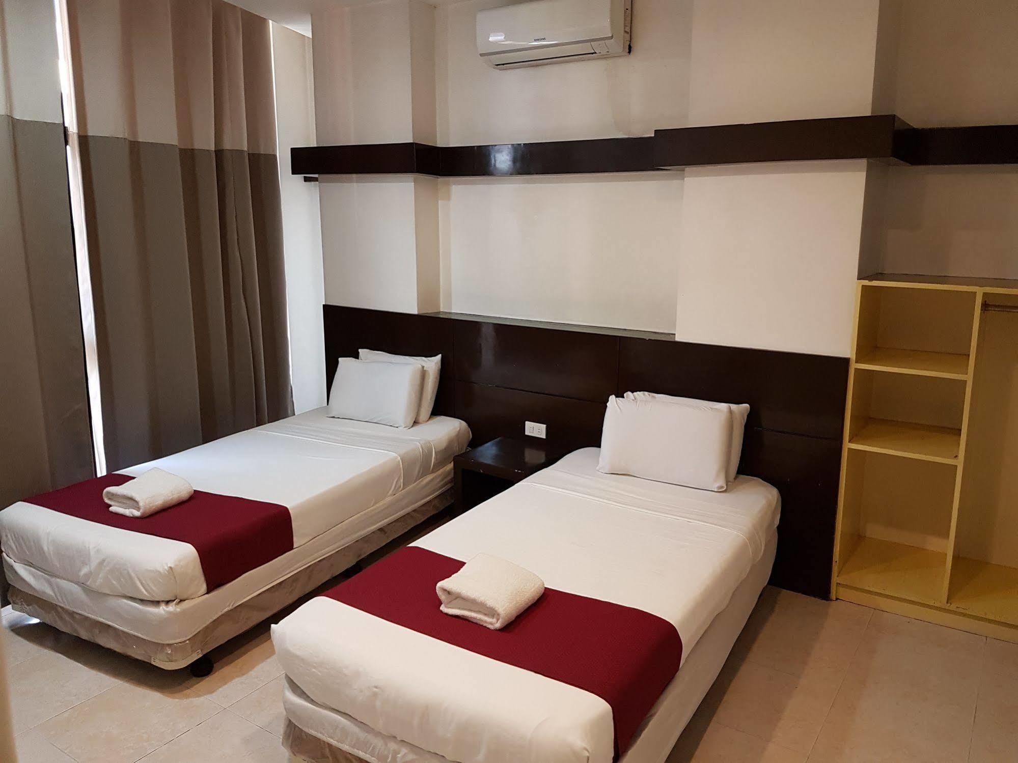 Ong Bun Pension House Iloilo City Bagian luar foto