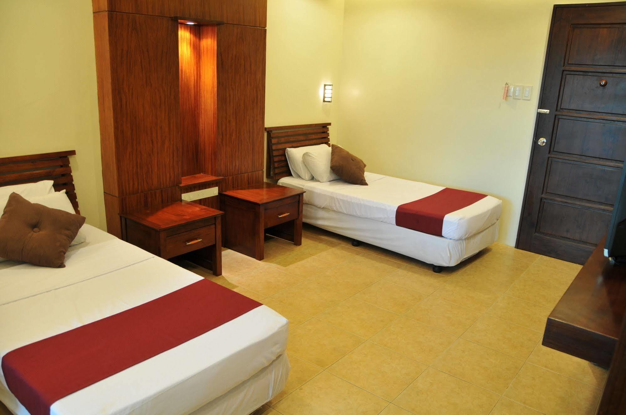 Ong Bun Pension House Iloilo City Bagian luar foto